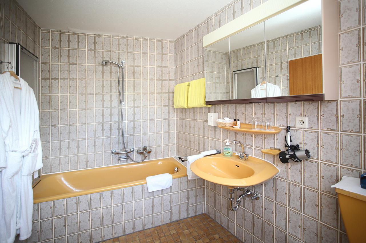Landgasthof Rebstock Sulzburg Exterior photo